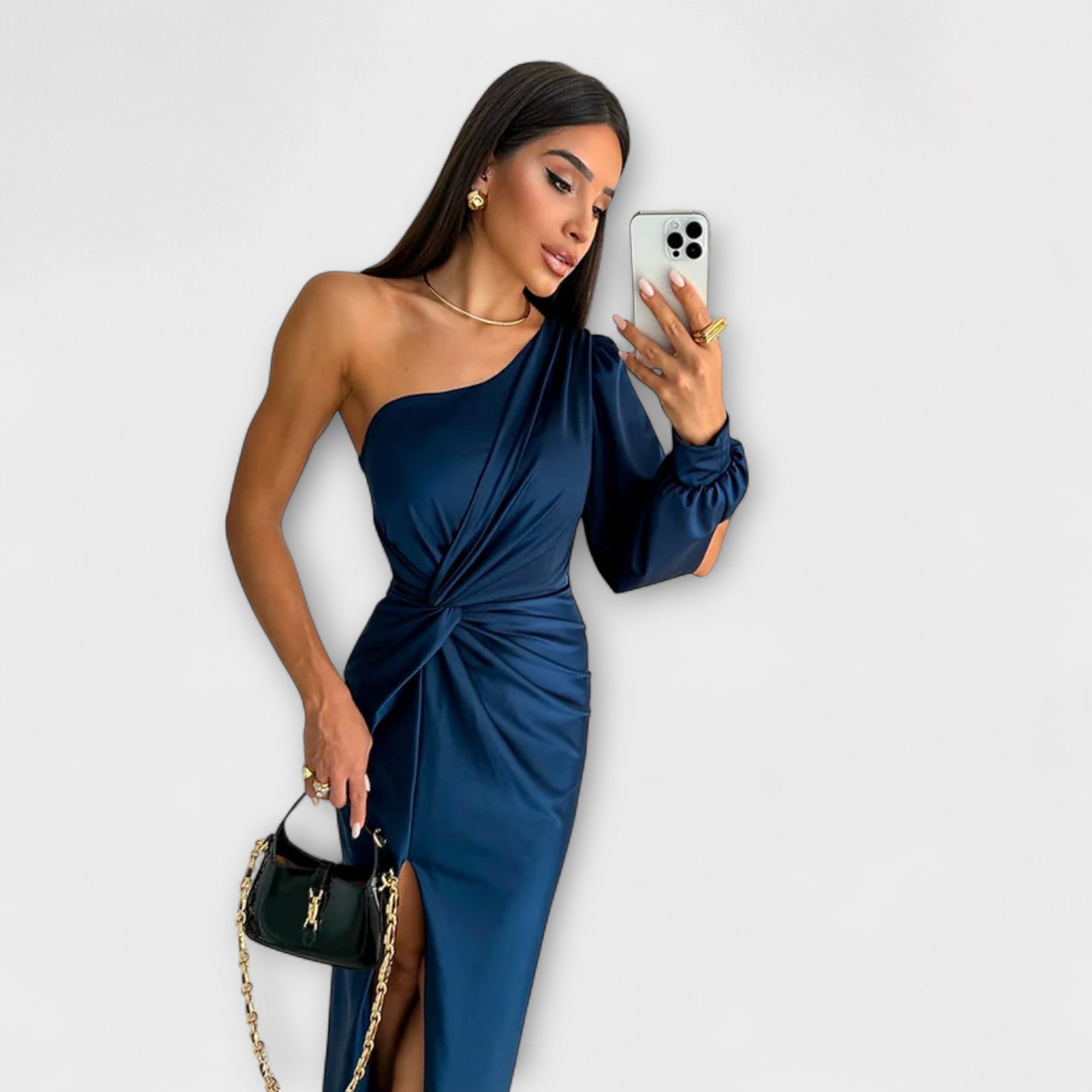 Julie | Elegans Juli ruha kifinomult dizájn