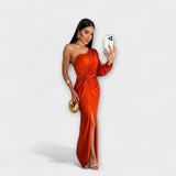 Julie | Elegans Juli ruha kifinomult dizájn