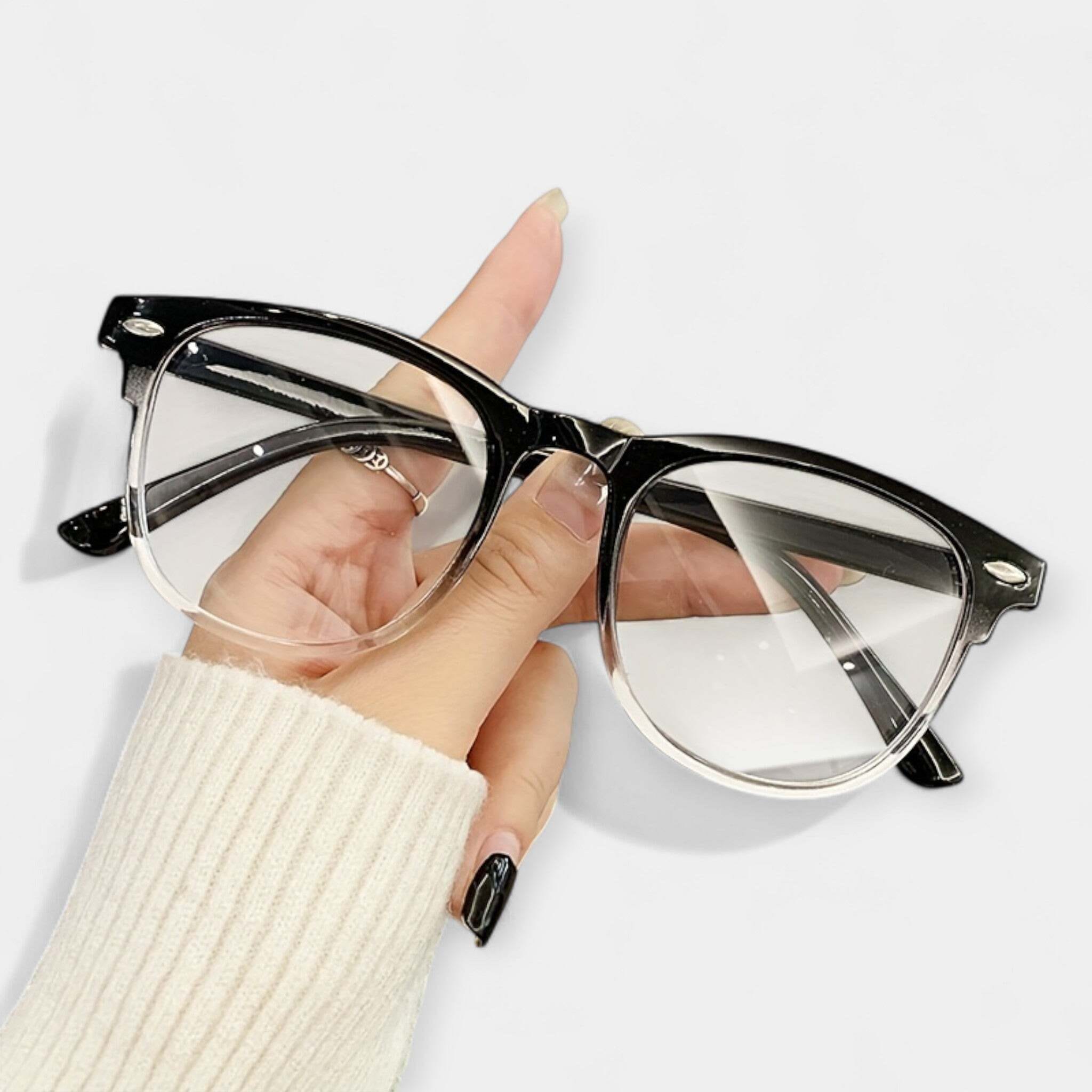 Ilona | Szemüveg kékfény-szűrővel