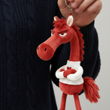 Merész ló - Piros és fehér szívvel kulcstartó
