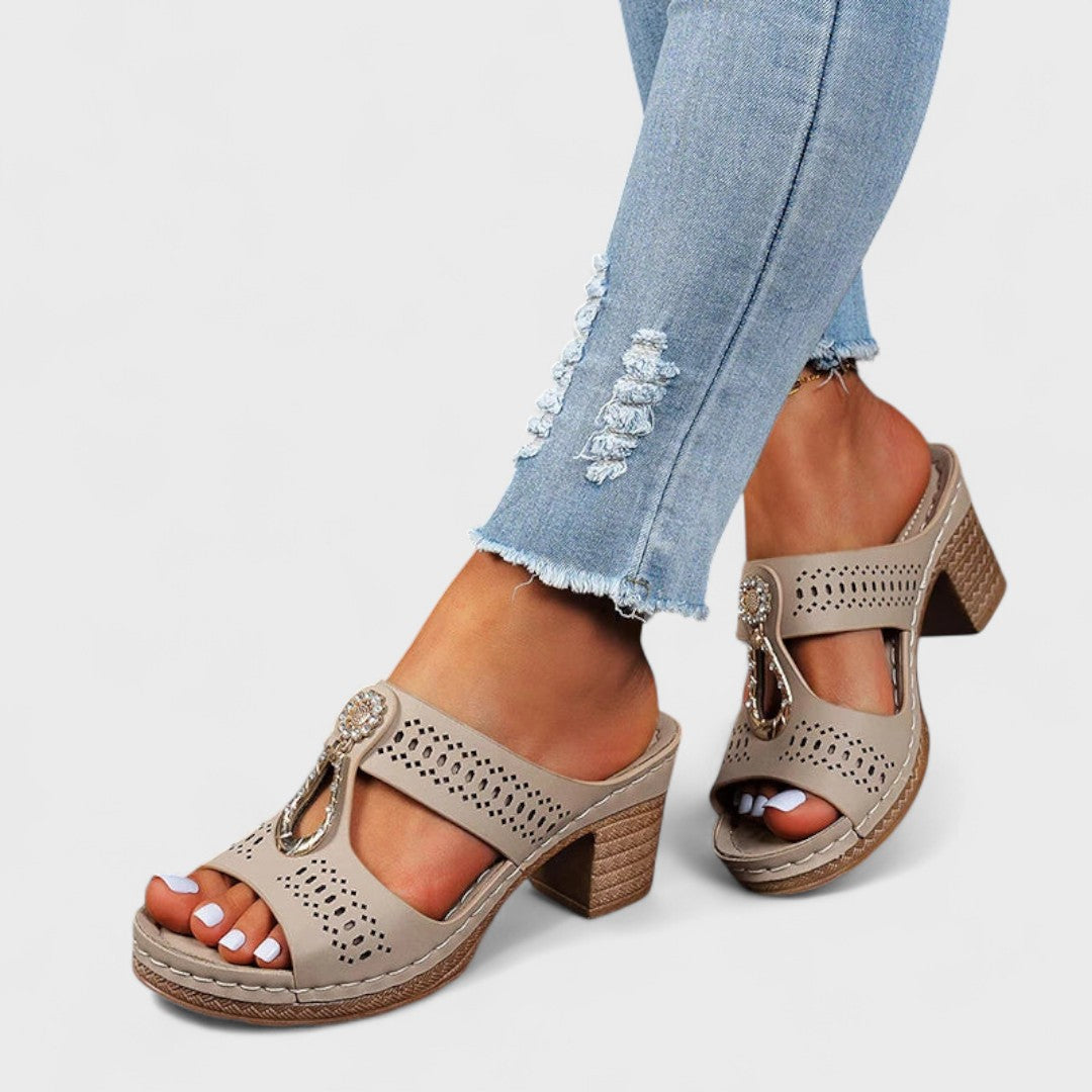 Cél | Elegans orthopéd no szandál